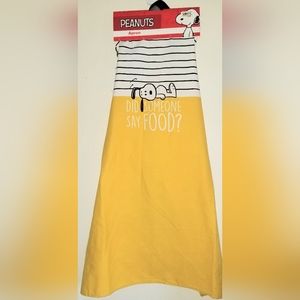PEANUTS APRON